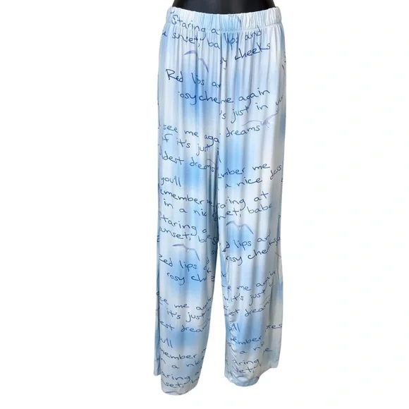 Taylor Swift 1989 Taylor’s Version Wildest Dreams Pajama Set - Picture 14 of 16